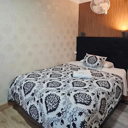 Guest house Charme Da Graca - Lisbon