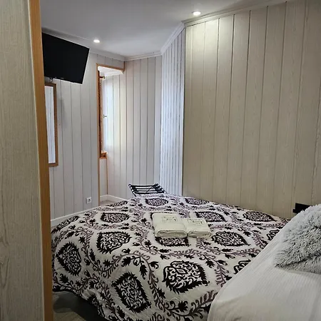 Charme Da Graca - 3* Lisbon